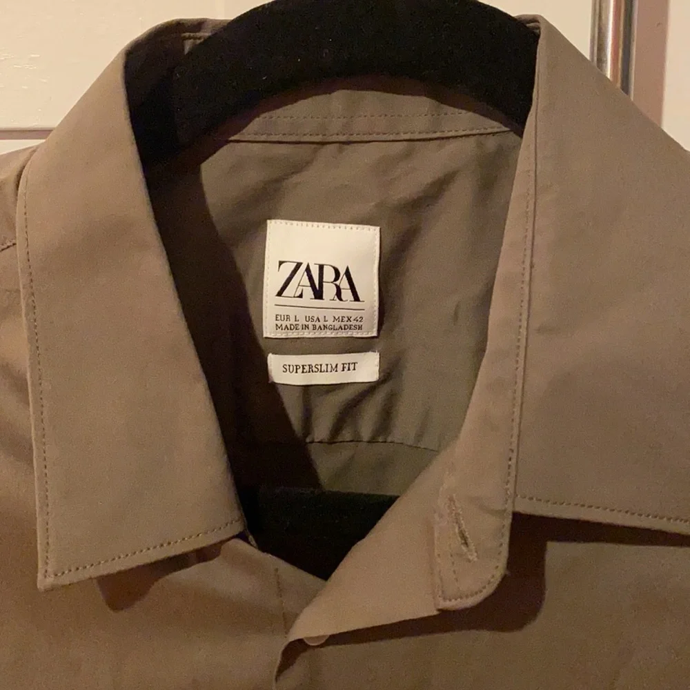 Zara short sleeve super slim button up - Picture 2 of 2